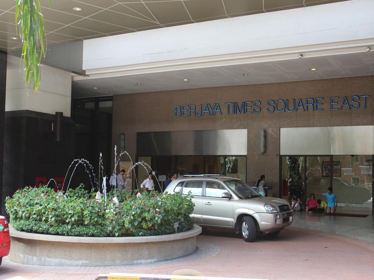 Times Square Service Suites קואלה לומפור מראה חיצוני תמונה
