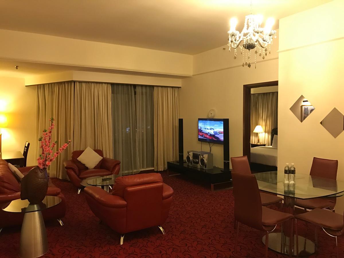 Times Square Service Suites קואלה לומפור מראה חיצוני תמונה